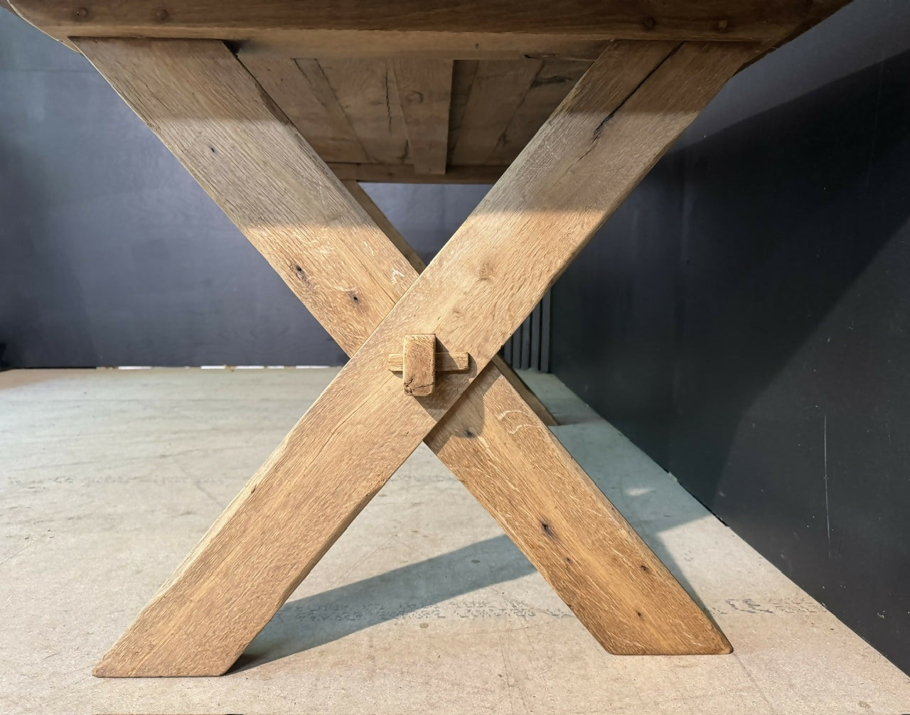 X Ldgs French Oak Farmhouse Dining Table