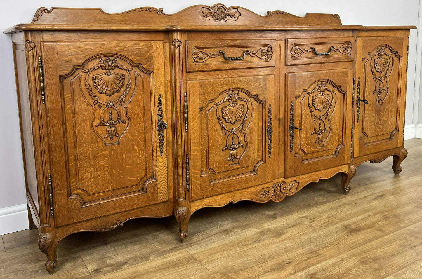 Sideboard Vintage French Louis Style Oak 4 Door Cupboard Carved Cabinet LOT 6361