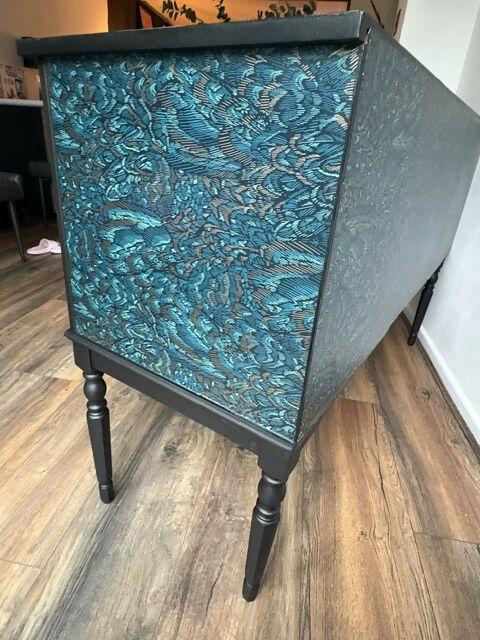 Stunning Hand-Finished Vintage Sideboard / Console
