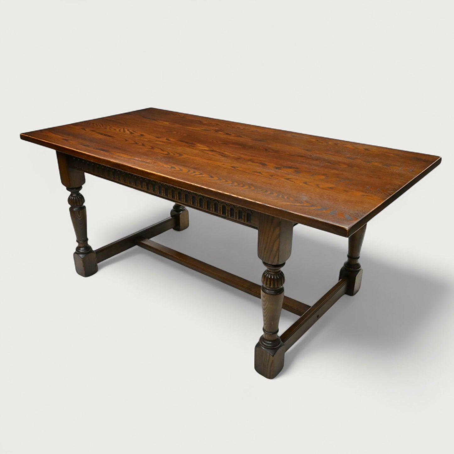 Old Charm Exeter Solid Oak Dining Table Tudor Brown VGC Seats 8 FREE UK Delivery. SBR10334/1504E