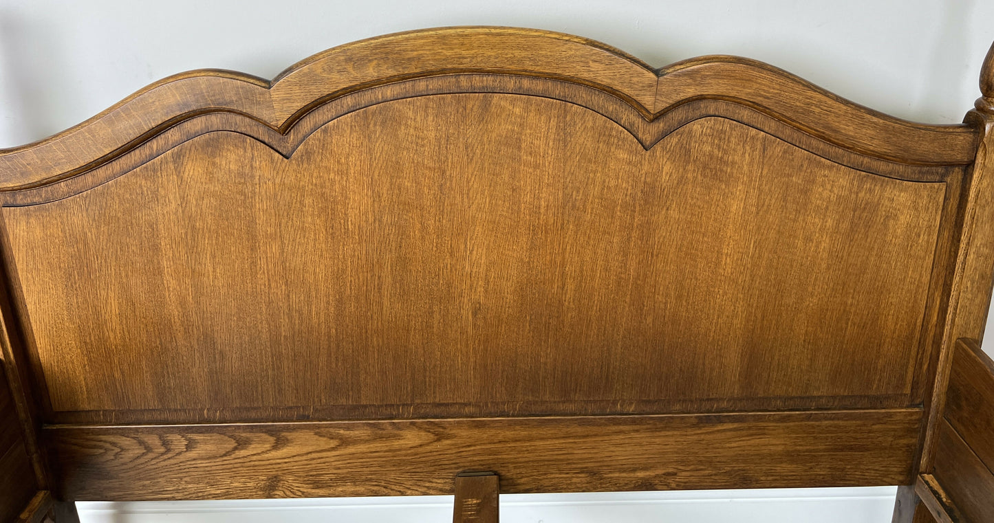 Bed Vintage French Style Oak King Size Bed Frame Carved Headboard LOT 6377