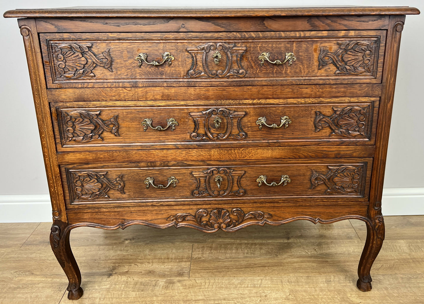 Chest of Drawers Vintage French Louis Oak 3 Drawers Carved Cabinet LOT 6252