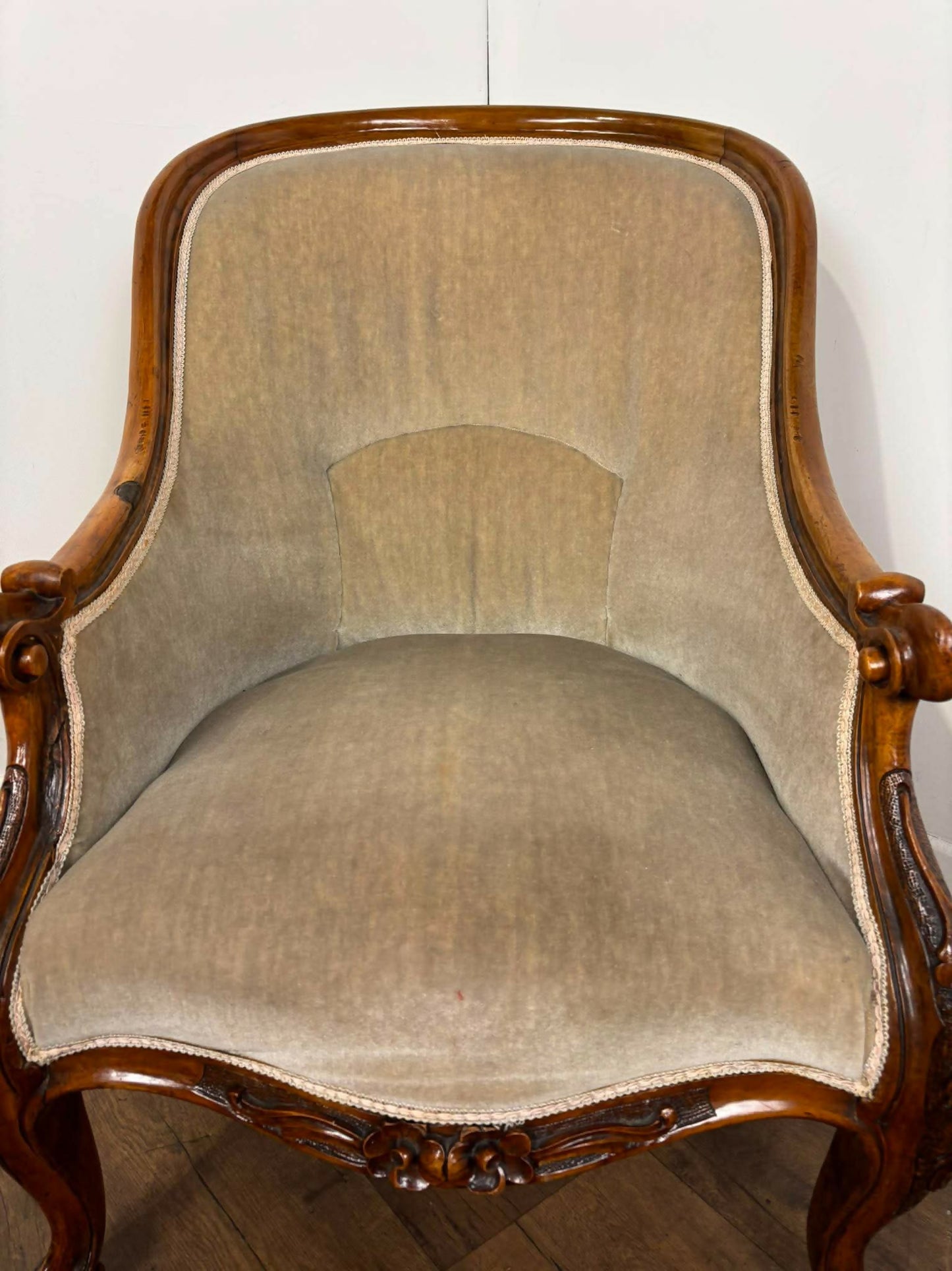 Victorian Walnut Carved Bedroom Chair
