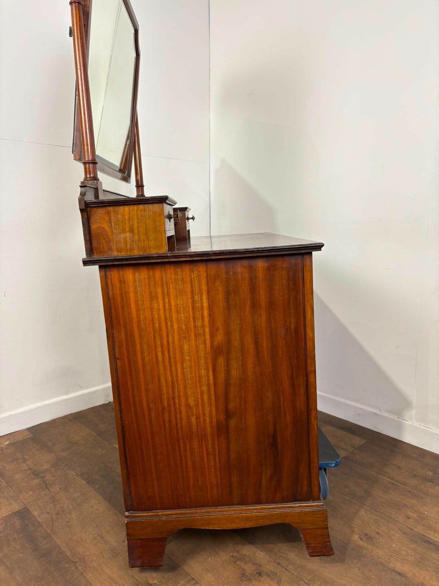 Edwardian Inlaid Mahogany Dressing Table