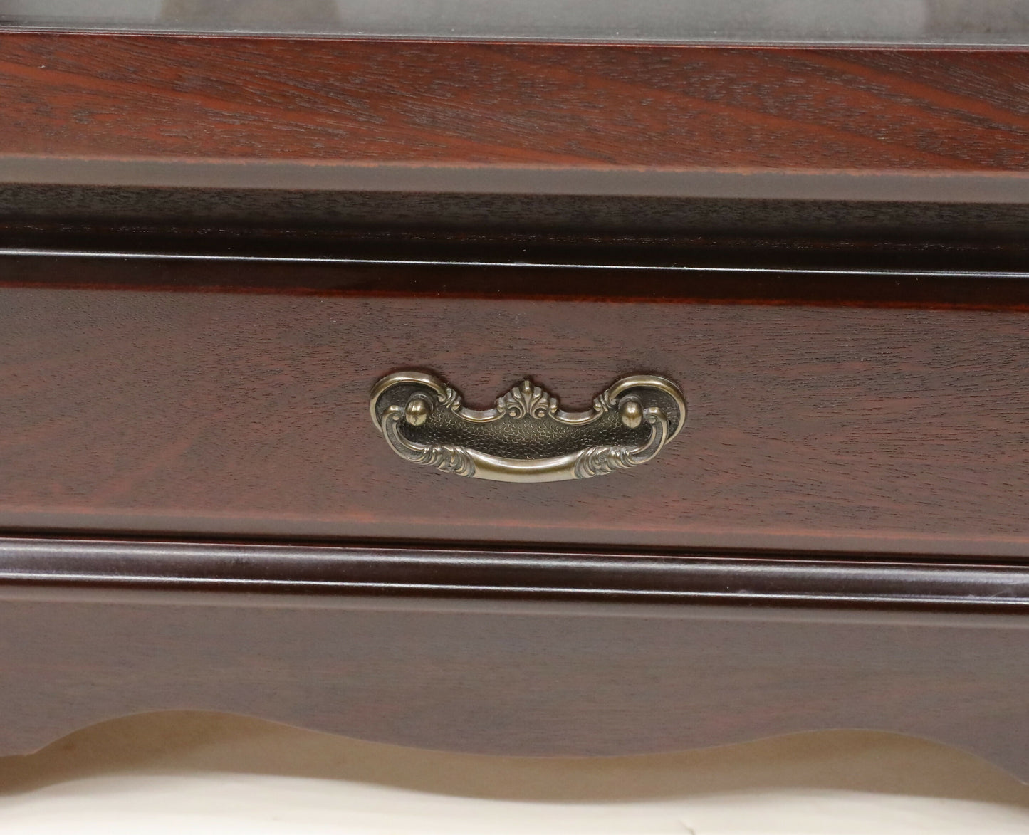 Modern Television Stand With Media Box Area And Drawer FREE UK Delivery. SBR6932/2202B