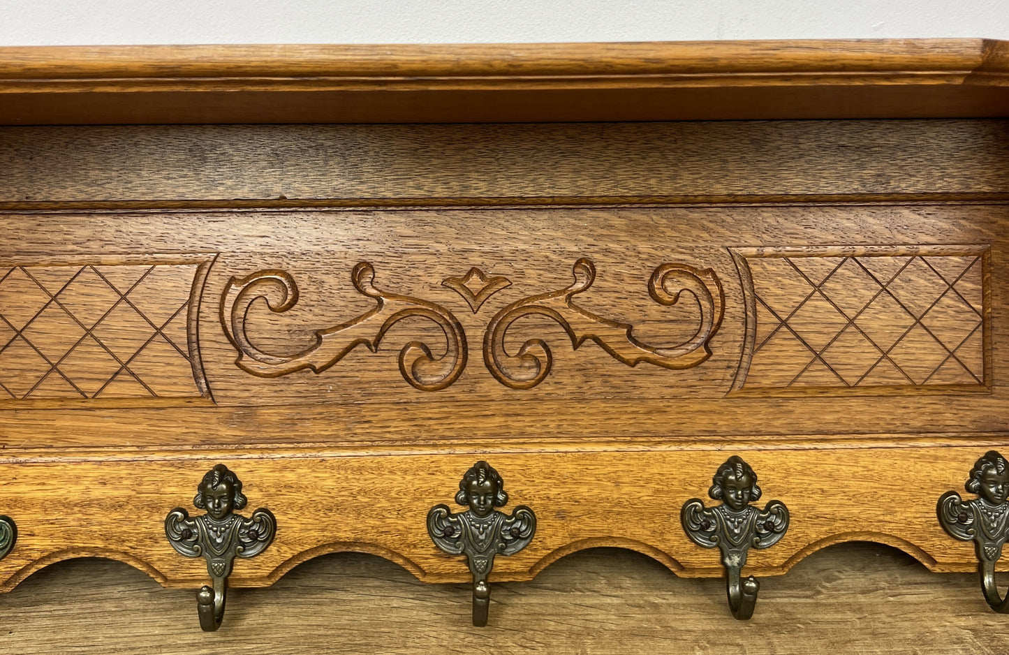 Coat Rack Vintage French Carved Oak Wall Mounted 5 Hooks Rack Hanger LOT 6210