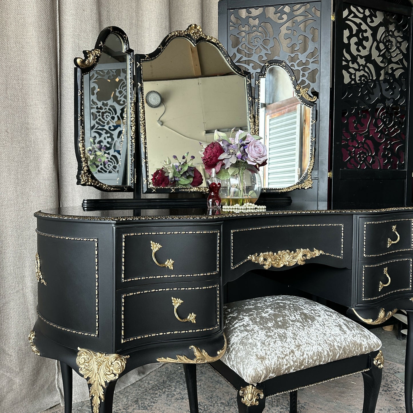 High Gloss Dressing Table Black and Gold Olympus Dressing Table