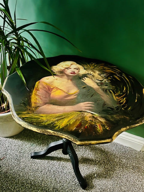 Lion and the Lady small table