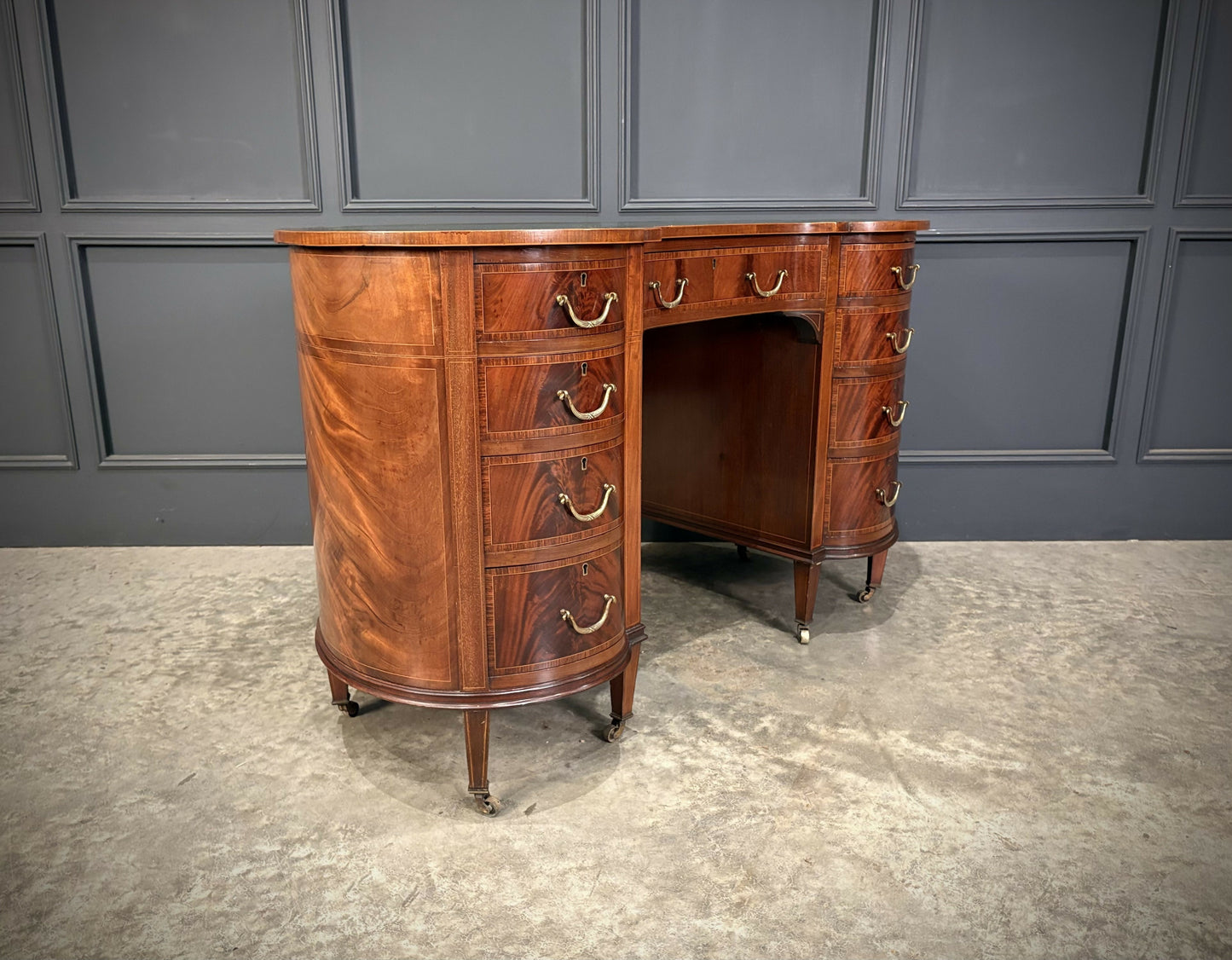 Edwardian Mahogany Vintage Kidney Shaped Desk