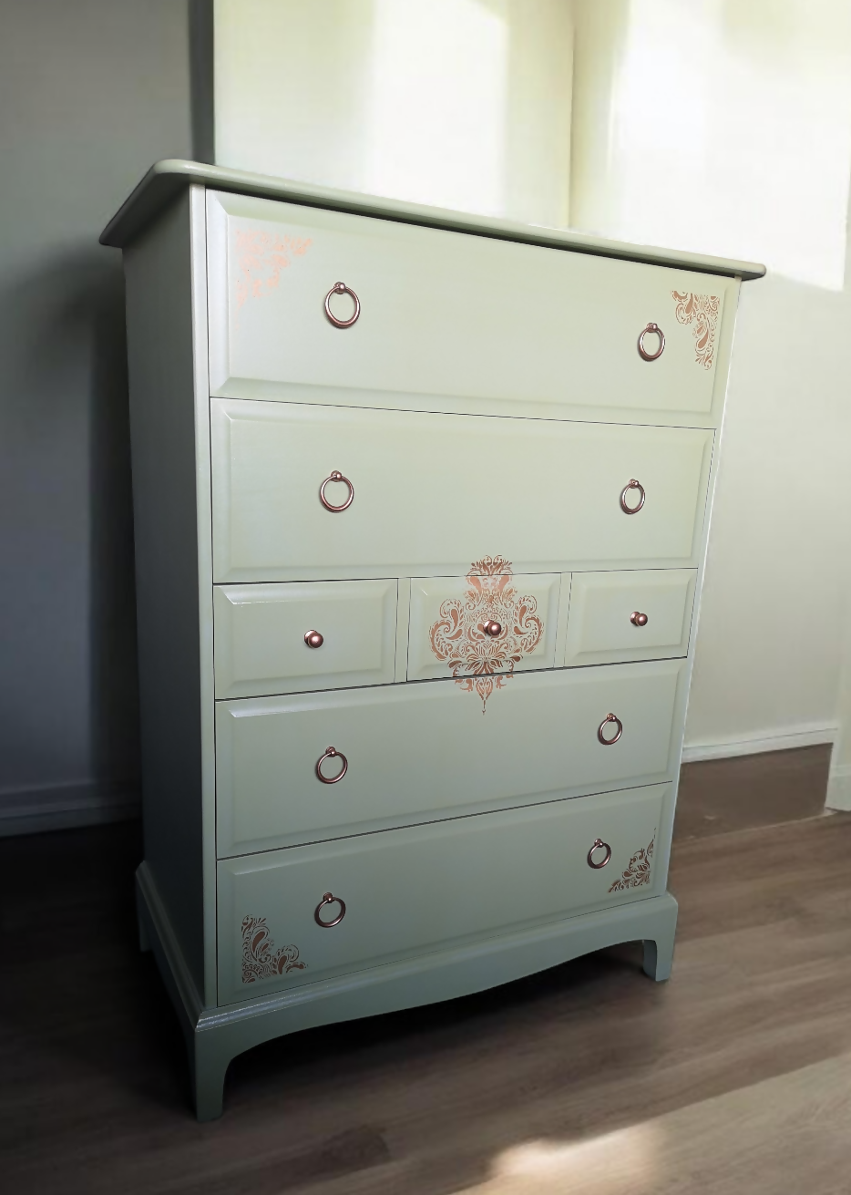 Stag Minstrel Pale Green Chest of drawers