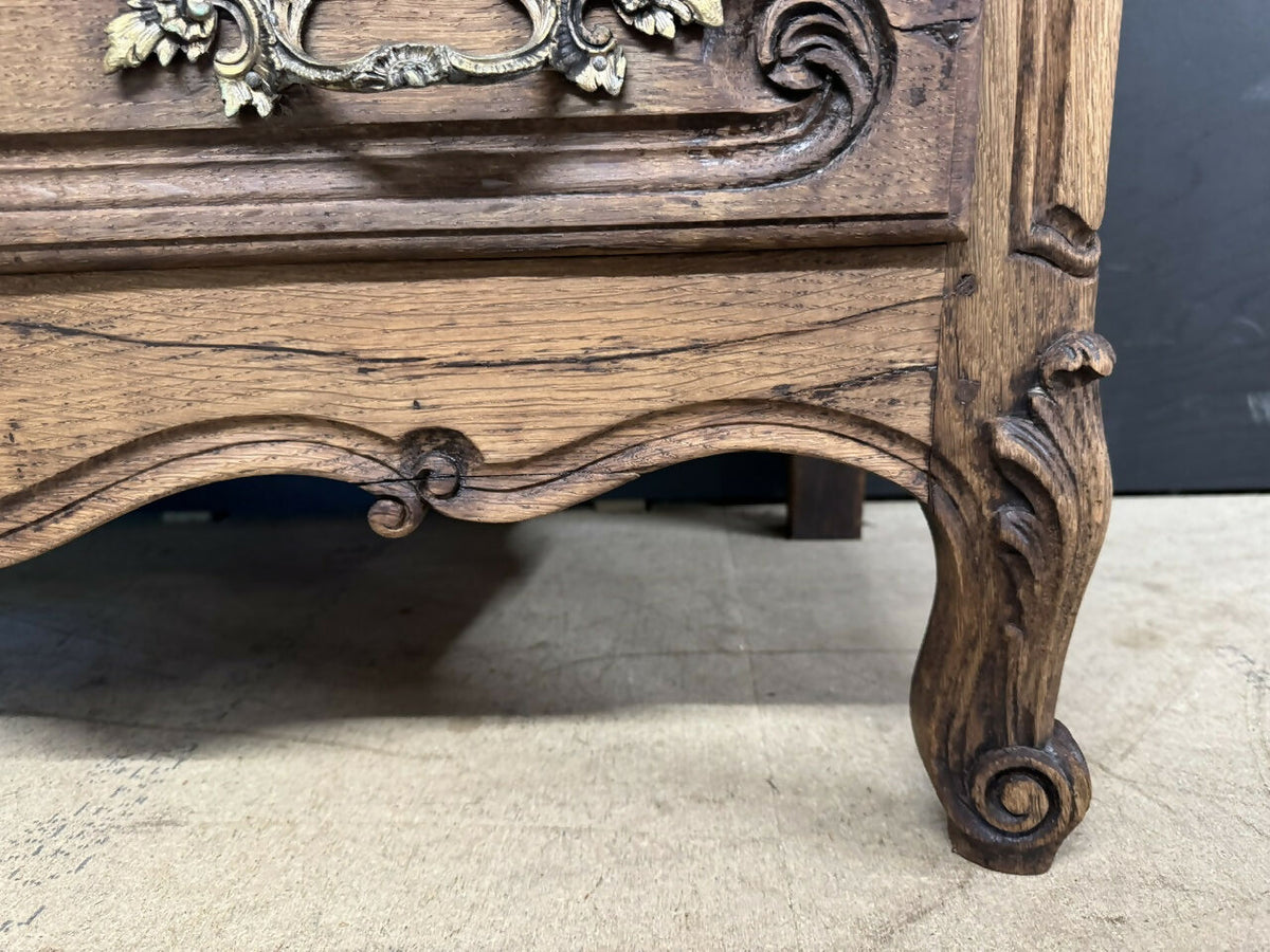 French Bleached Oak Chest of Drawers