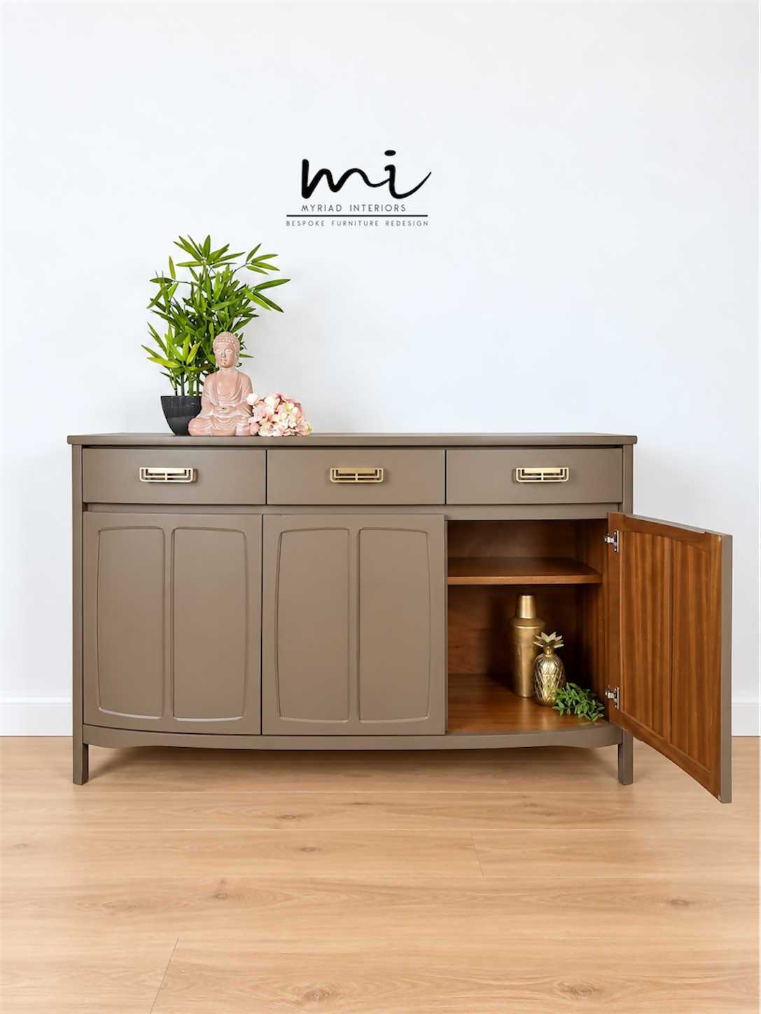 Refinished minimalist neutral taupe brown Nathan sideboard, mid century modern, tv stand, media unit, teak drinks cabinet, cocktail, console