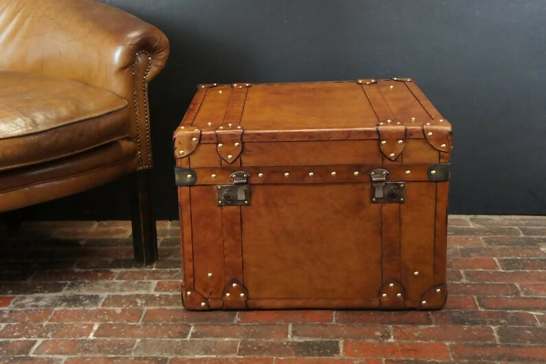 London Tan British Luxury Handmade Leather Coffee Table Trunk