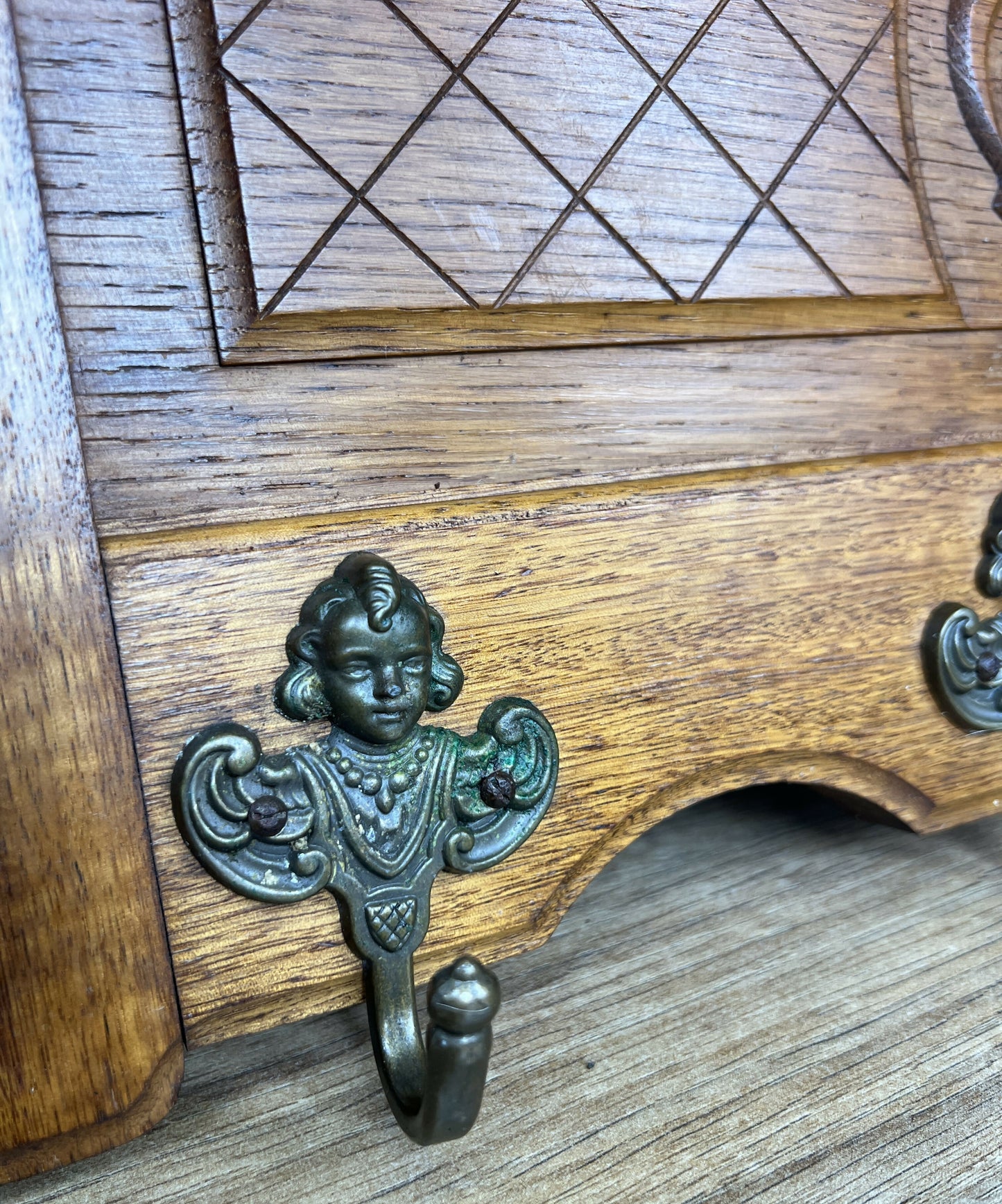Coat Rack Vintage French Carved Oak Wall Mounted 5 Hooks Rack Hanger LOT 6210