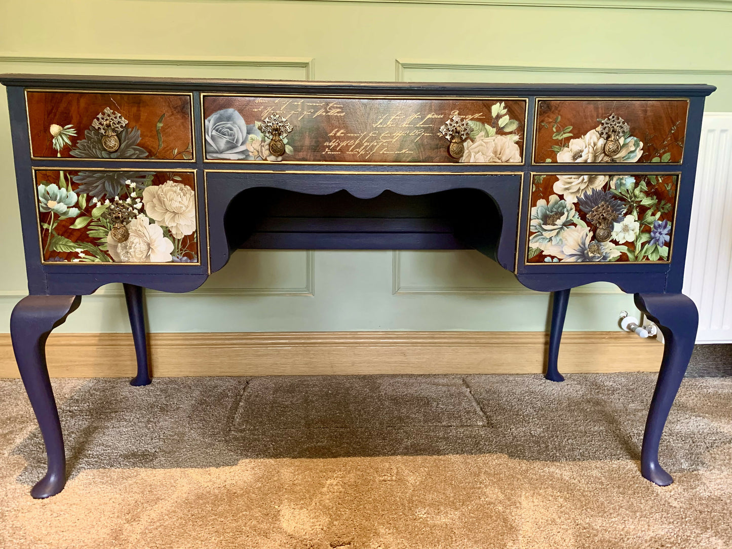 Refurbished dressing table