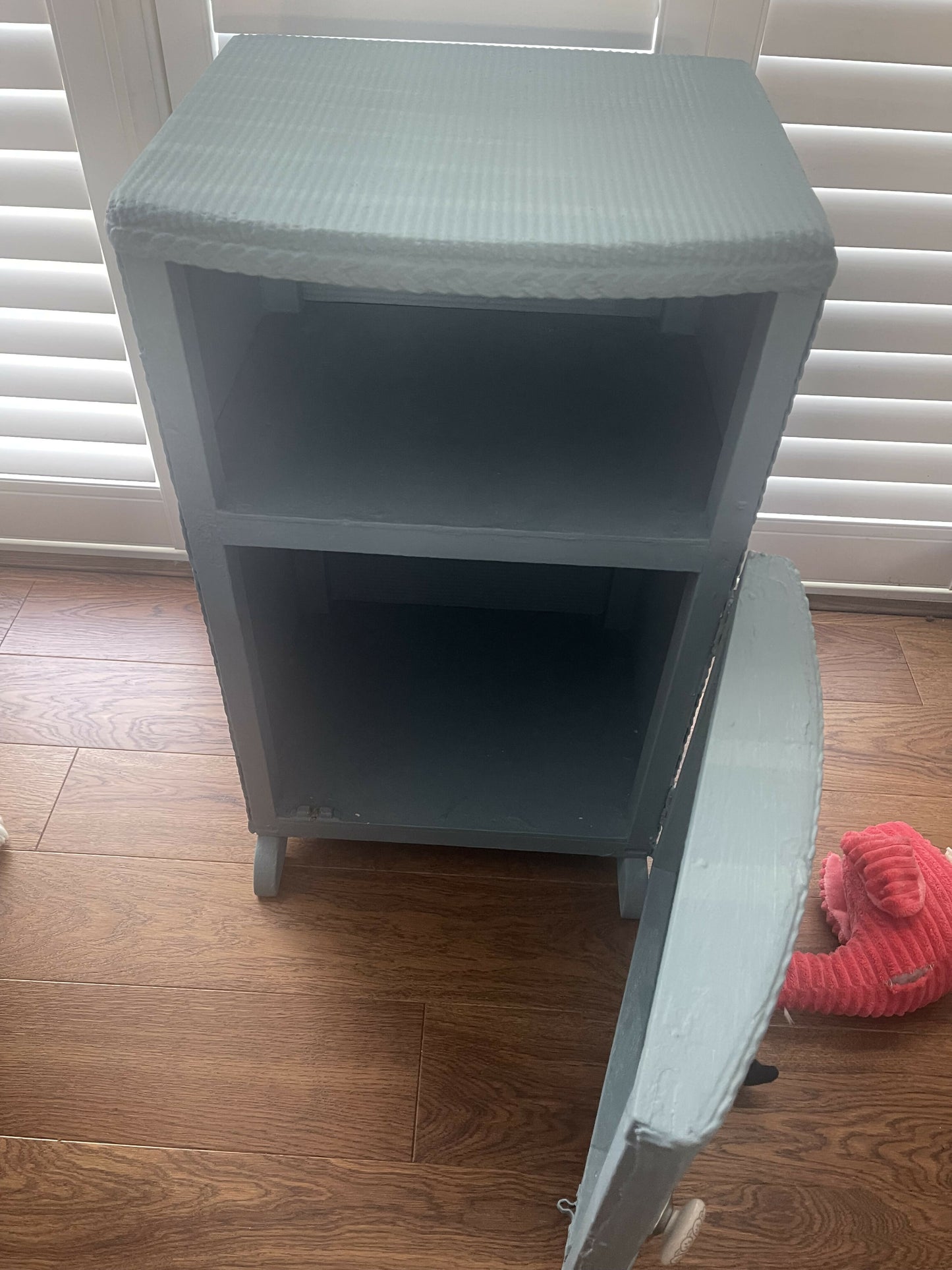 Bedside/occasional/garden room table. Mid century vintage