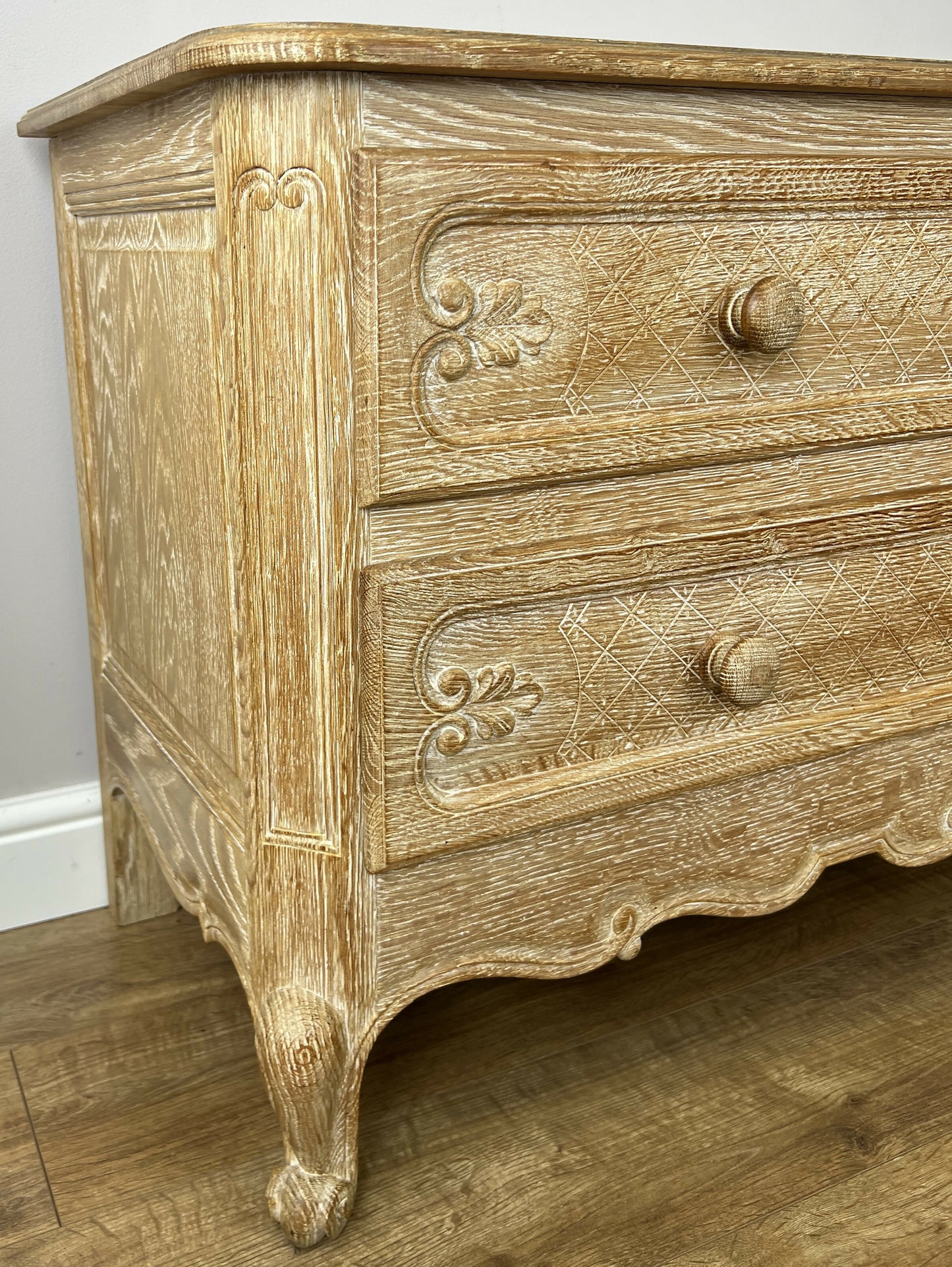 Chest of Drawers Vintage French Louis Oak 2 Drawers Carved Cabinet LOT 6406