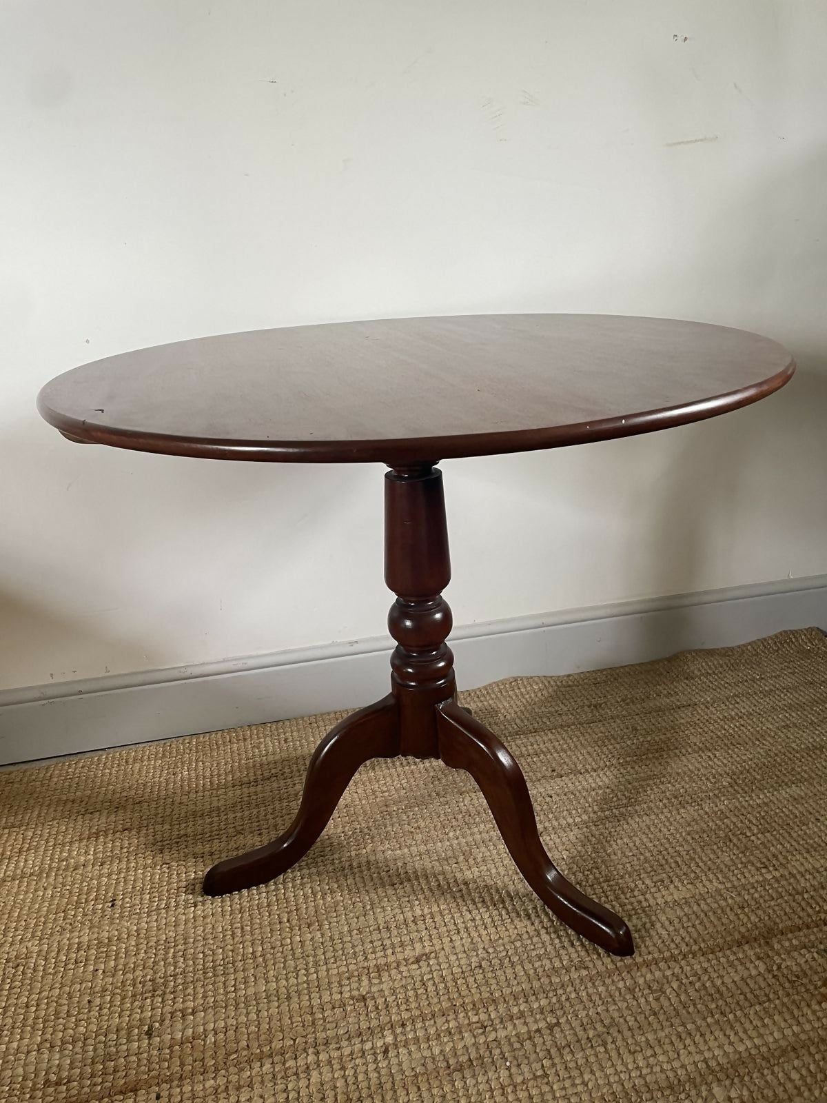 Antique Mahogany Tilt Top Coffee Table