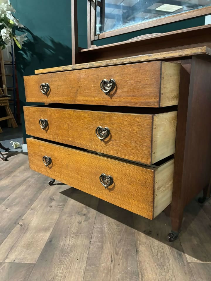 Arts and Crafts Oak Dressing Table9