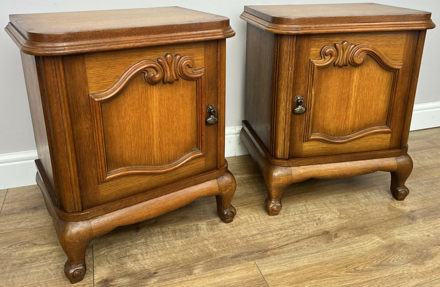 Pair of Bedside Tables Vintage French Louis Style Nightstands Cabinets LOT 6216