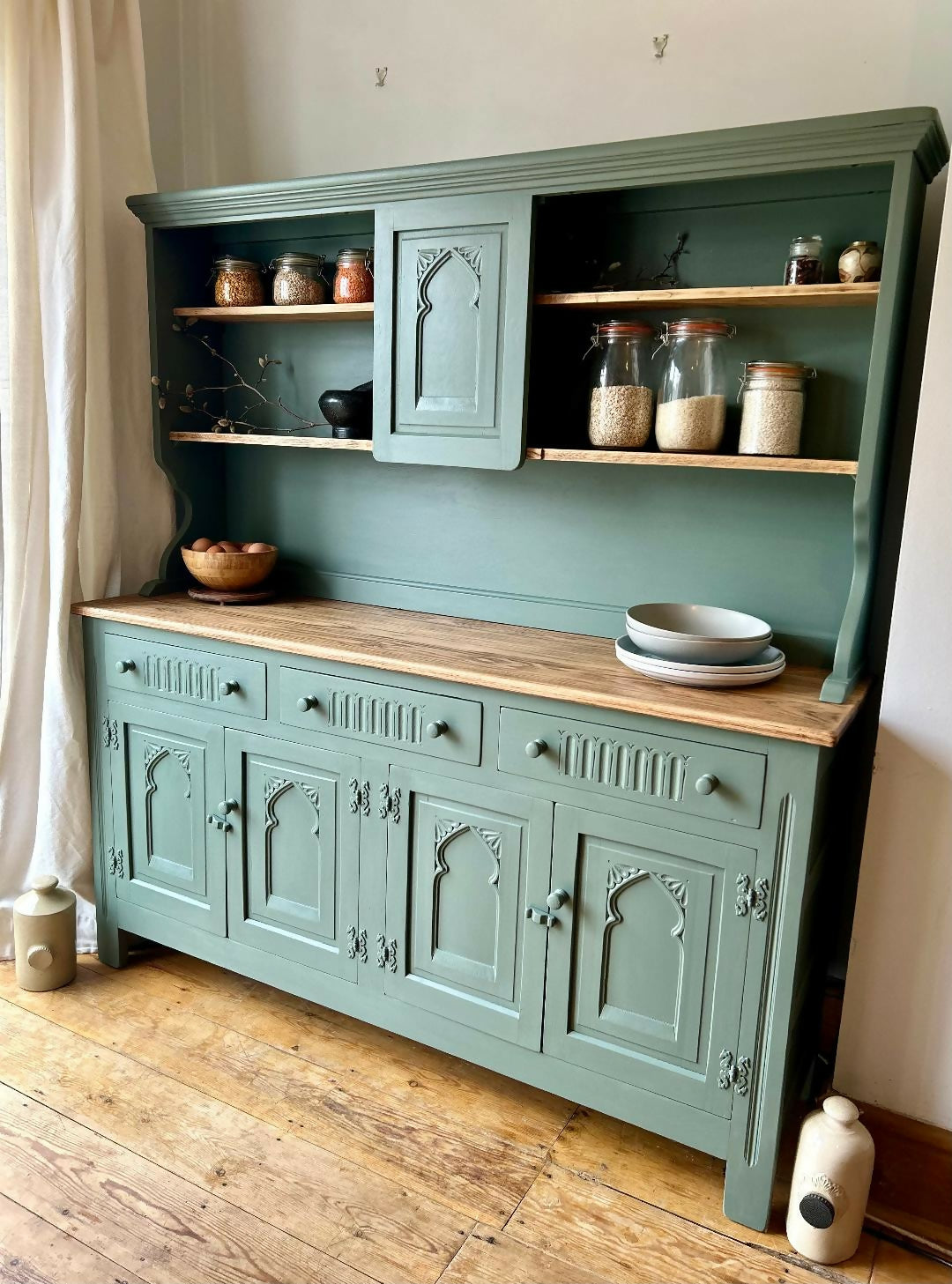 NOW SOLD Hand Painted Green Welsh Dresser – Upcite