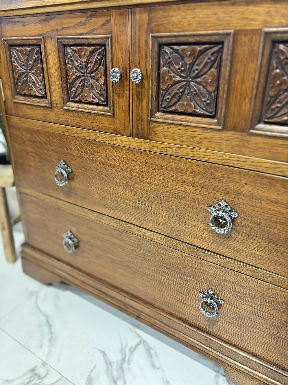 Traditional Bathroom Vintage Vanity Unit With Tap - Henry VII