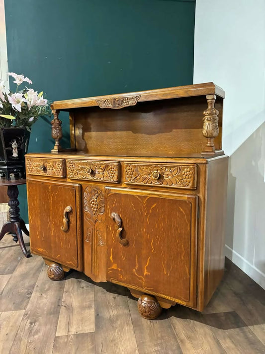 Vintage Honey Oak Carved Sideboardc