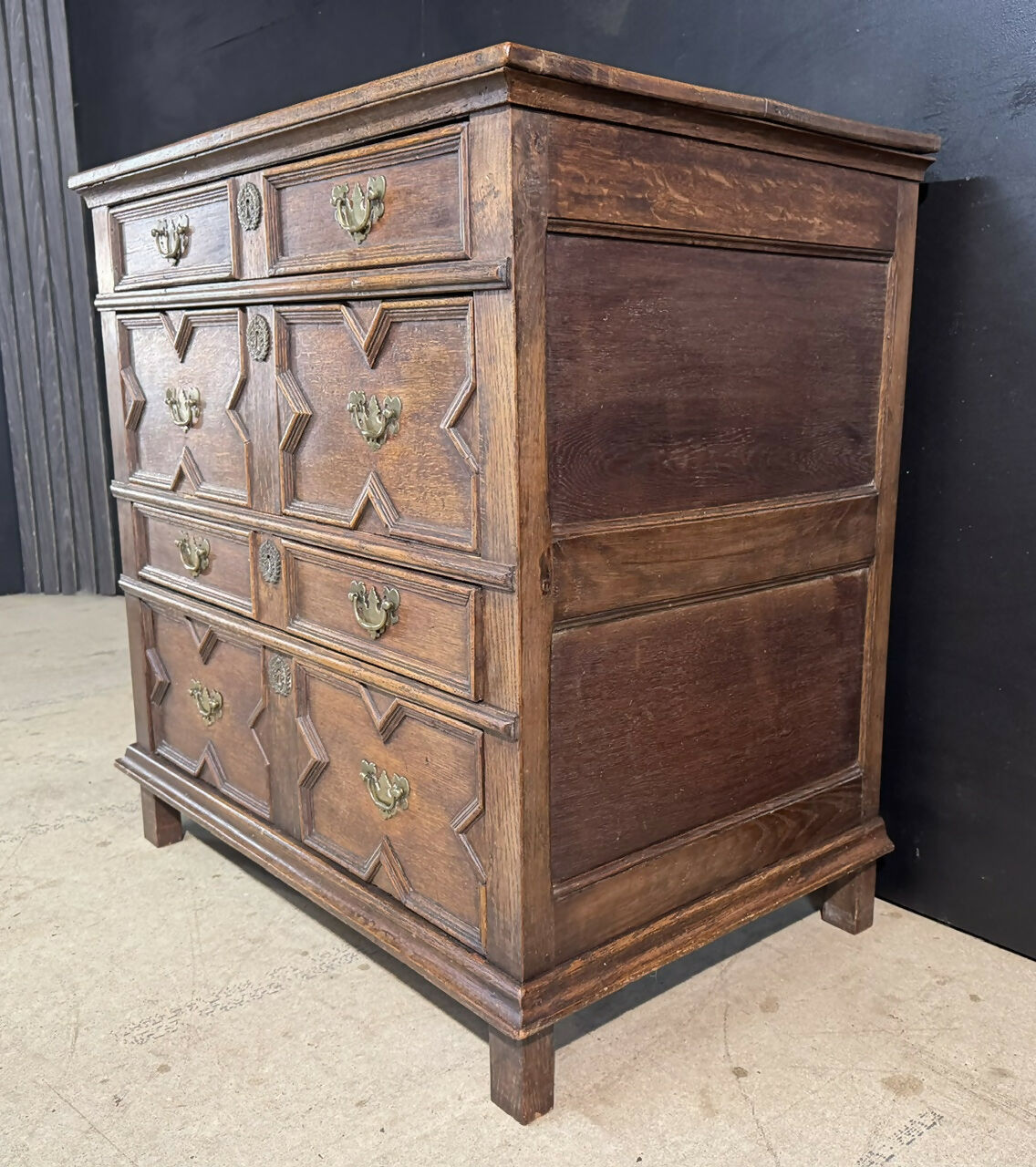18th Century Oak chest of Drawers