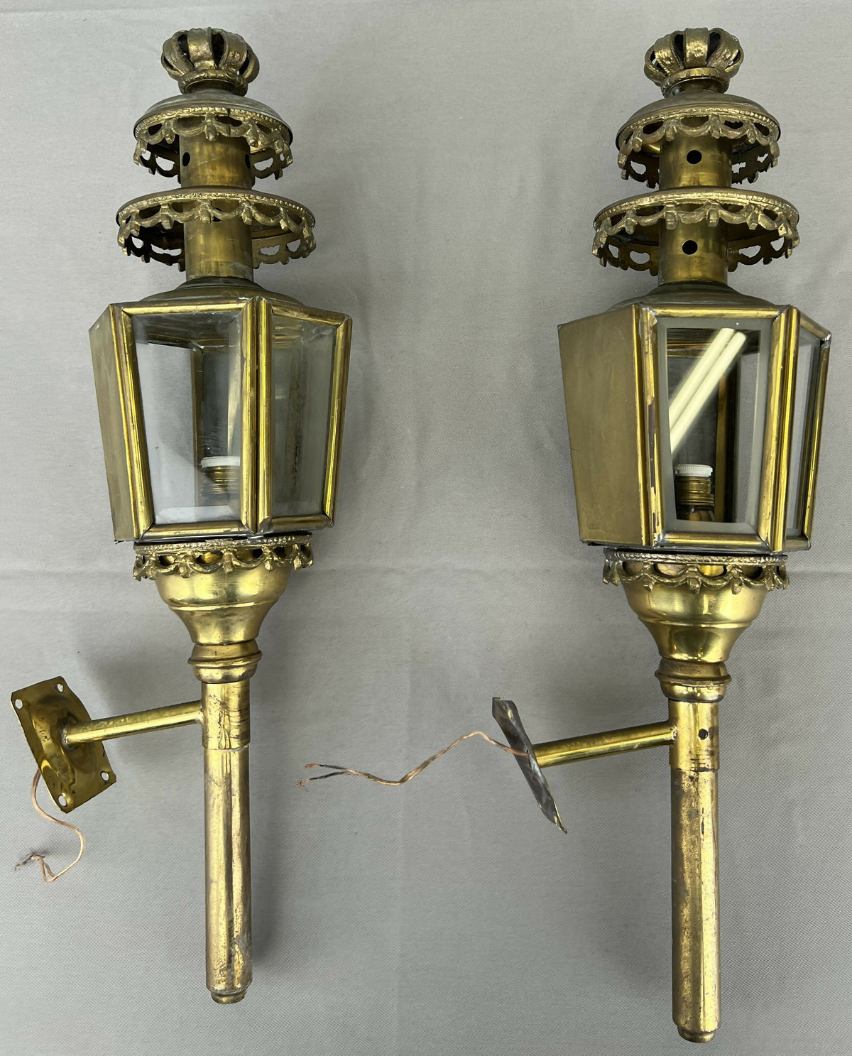 Pair of Wall Lights Antique French Style Lantern Sconces Glass LOT 6478
