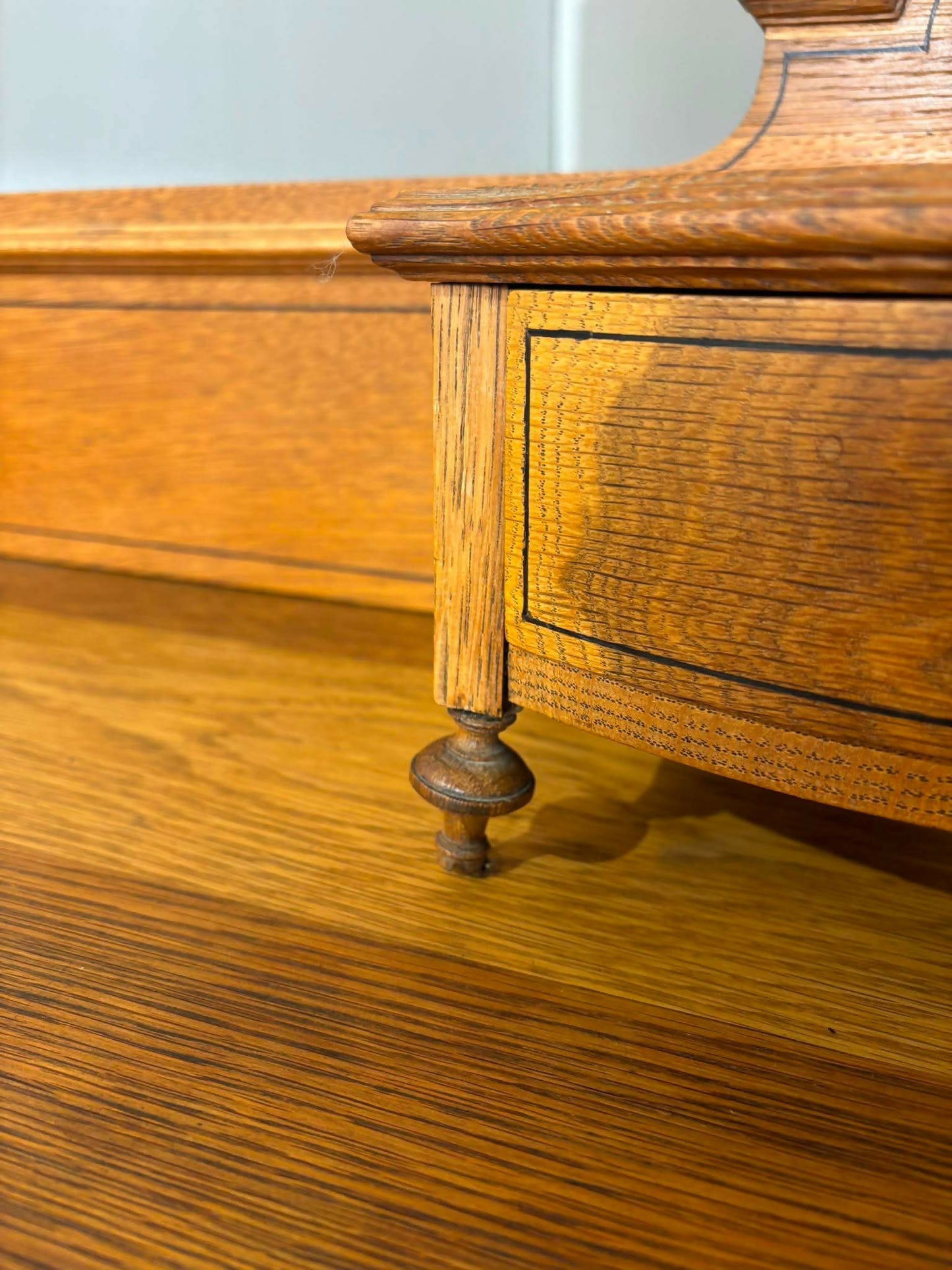 Edwardian Light Oak Dressing Table