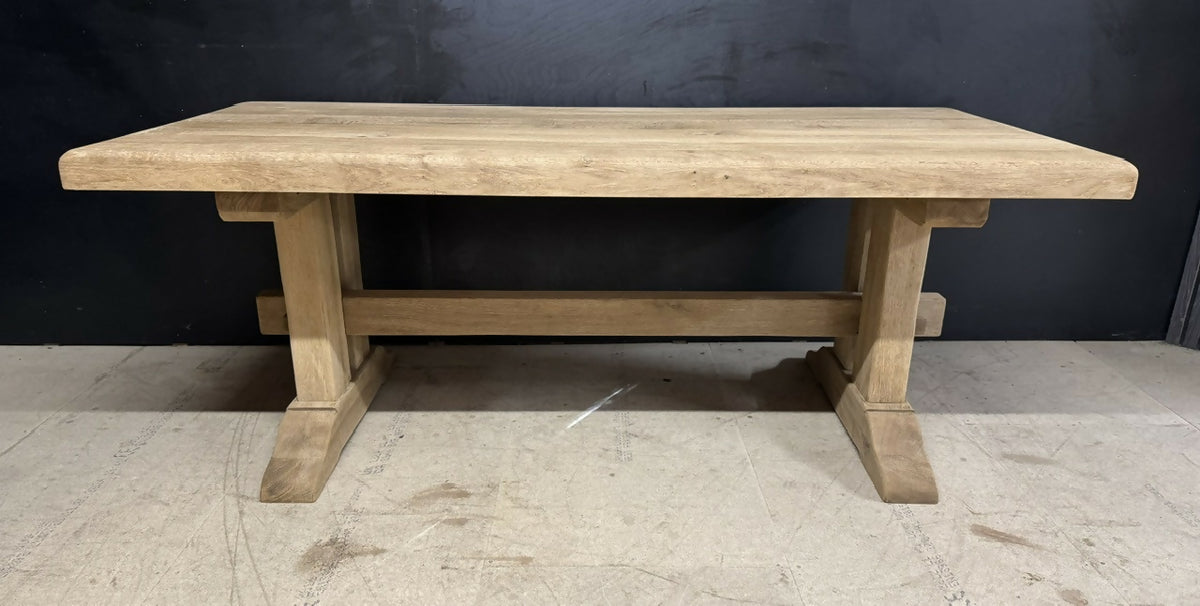 Good Quality Bleached Oak Farmhouse Dining Table