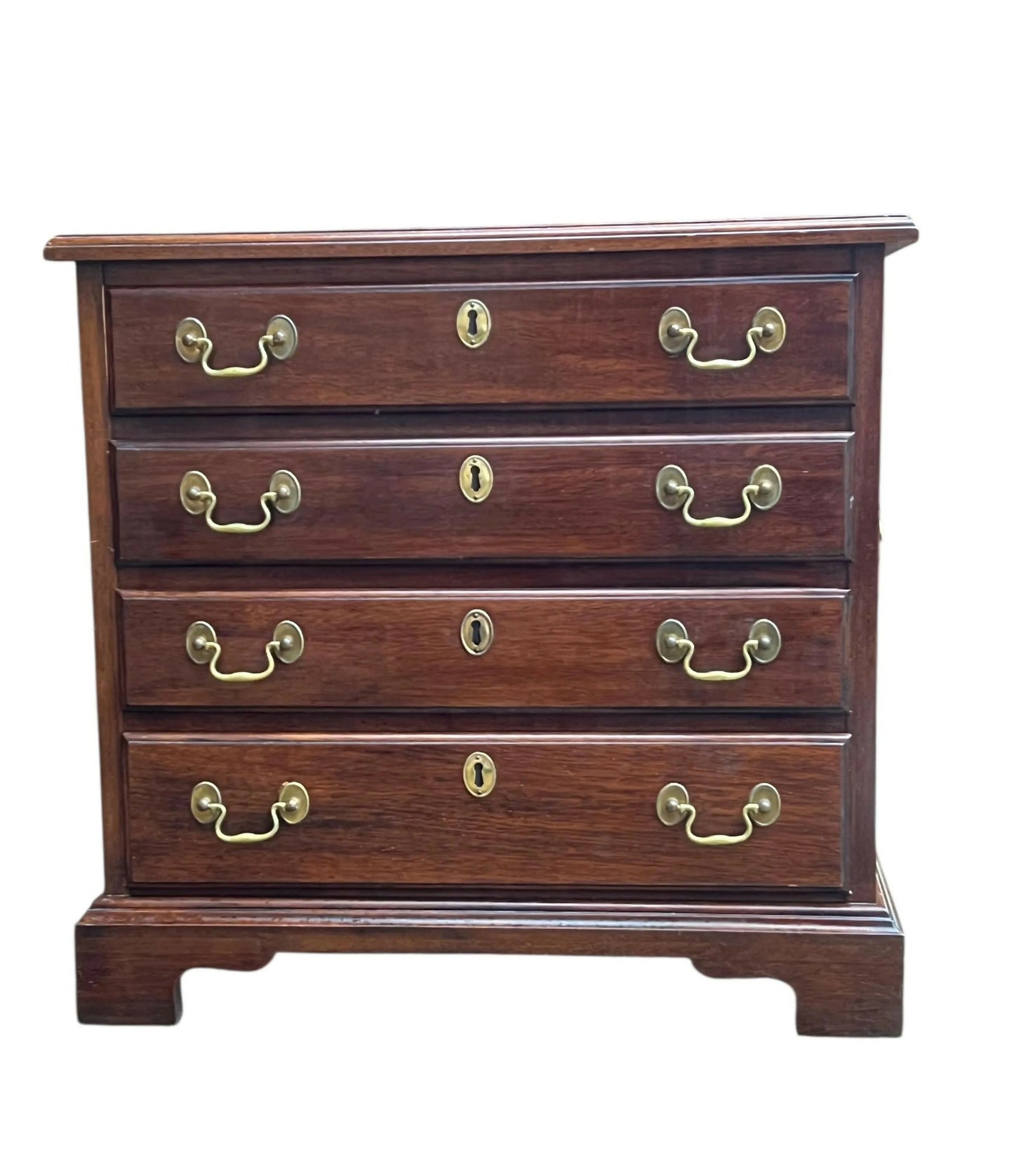 Vintage Henkel Harris solid Mahogany Chippendale style chest of drawers / bedside