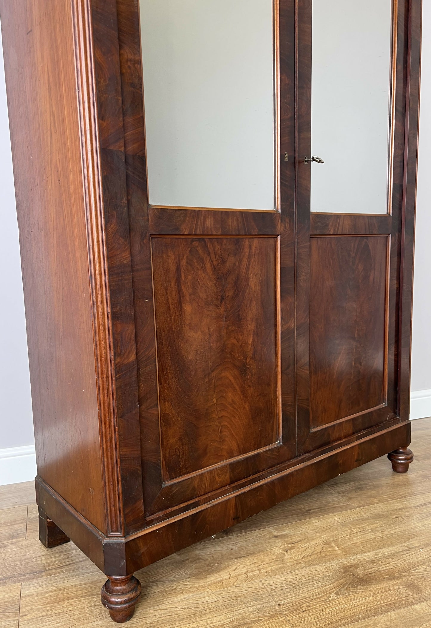 Wardrobe Antique French Burr Walnut Two Door Mirrored Armoire Cabinet LOT 6374