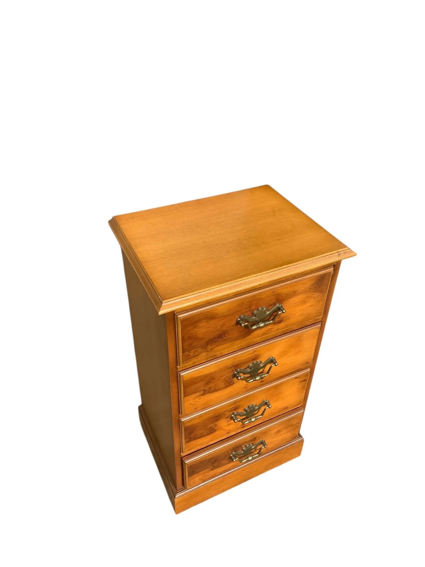 Vintage Georgian style Yew chest of drawers / bedside chest