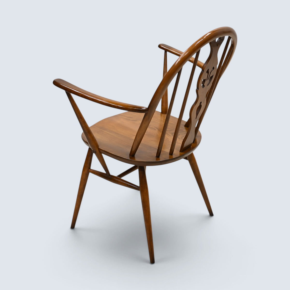 4 Ercol Windsor Fleur-De-Lyes Dining Chairs Golden Dawn Finish FREE UK Delivery*