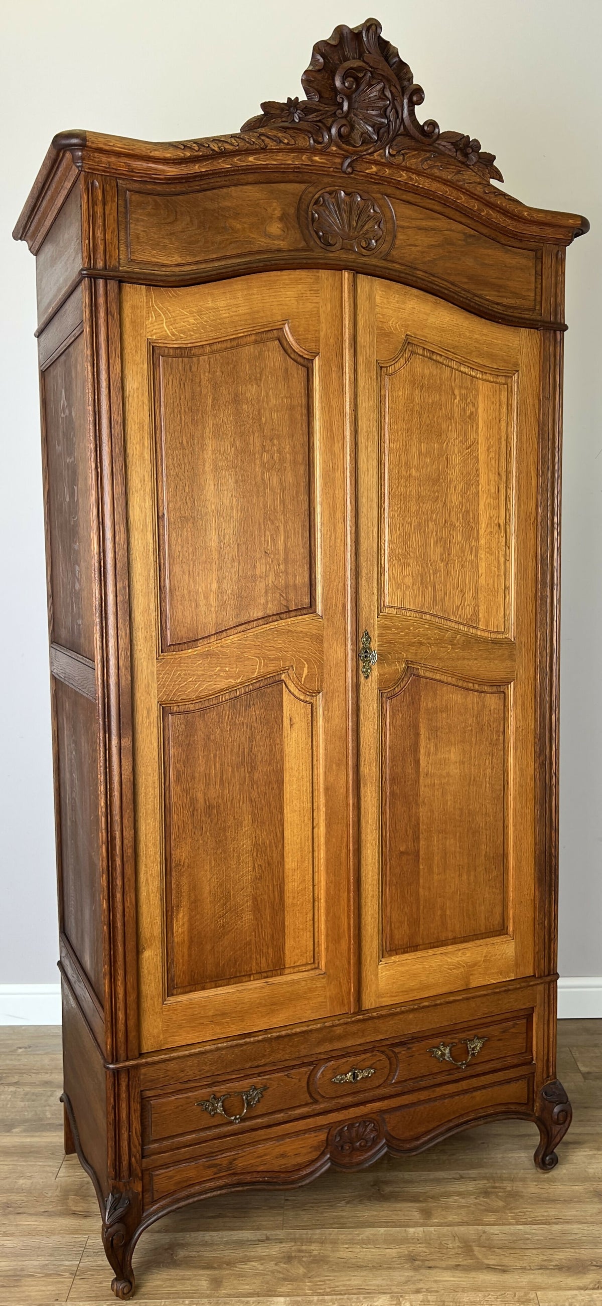 Wardrobe Antique French Style Oak Two Door Storage Carved Armoire LOT 6510