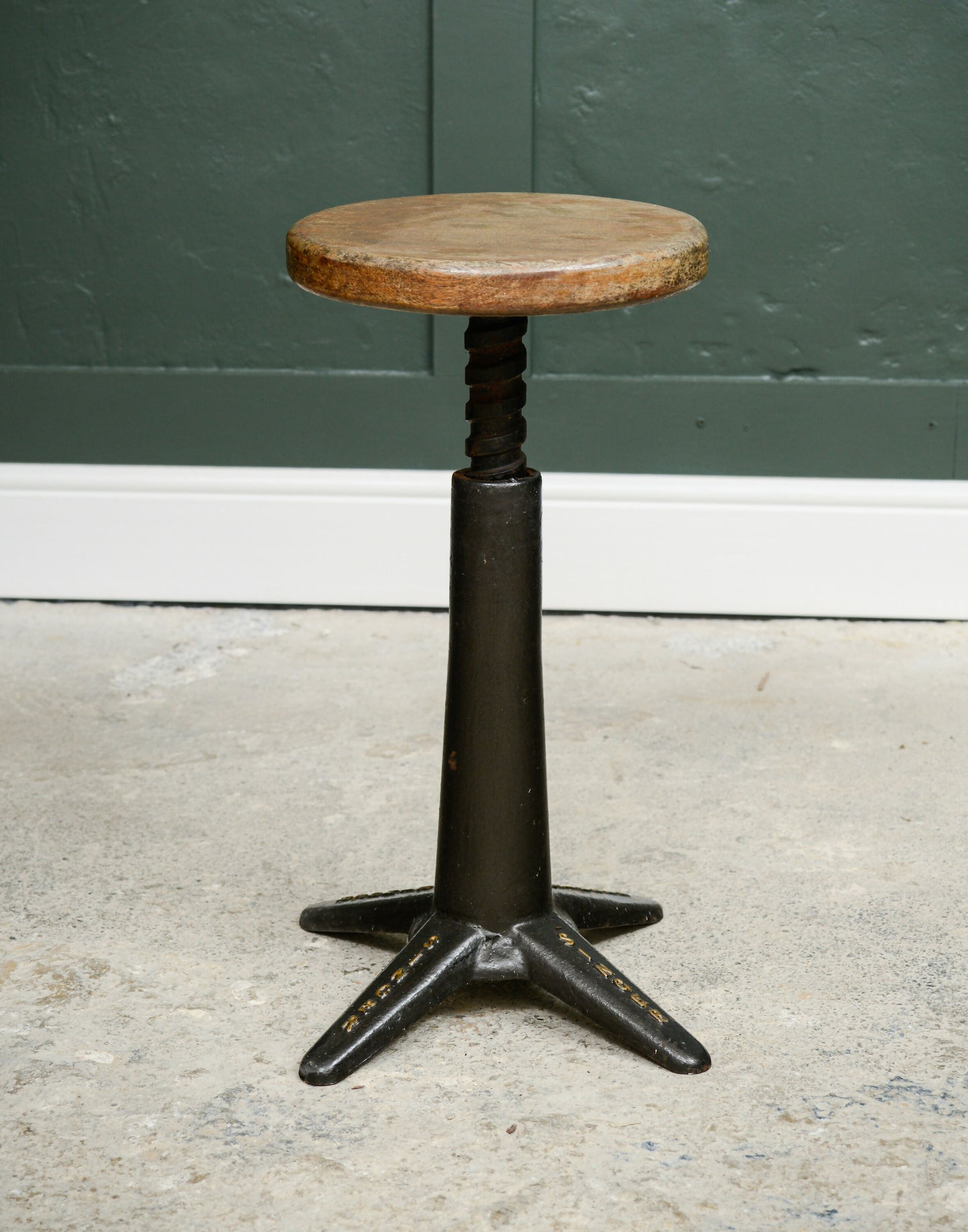 Antique Singer Sewing Machinists Stools - Cast Iron - Adjustable Height -SKU 164