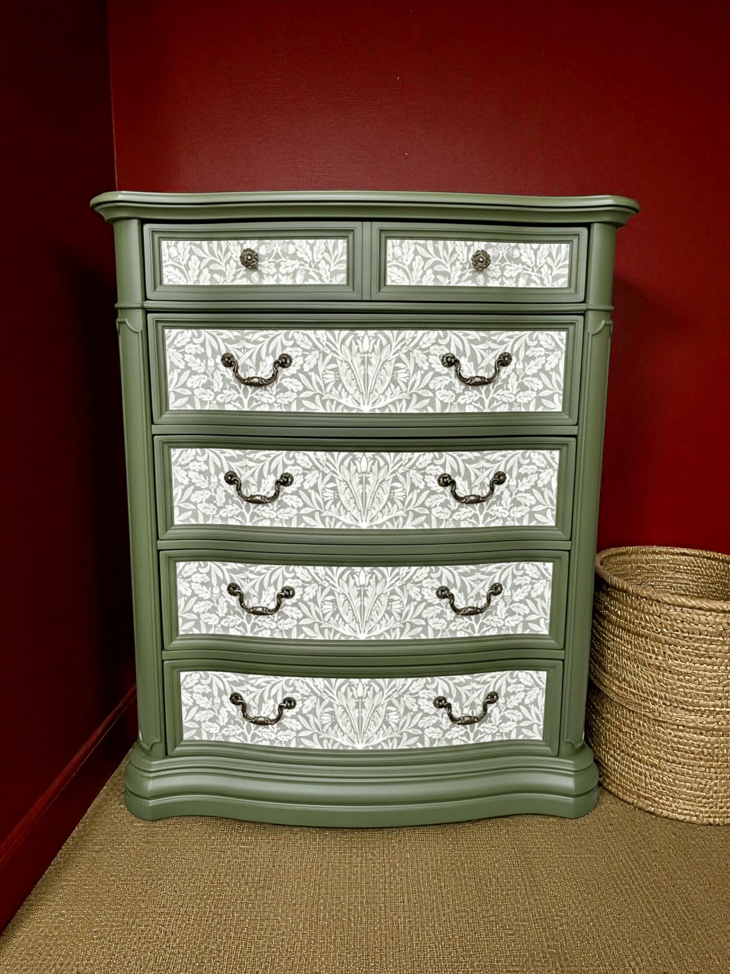 William Morris Style Large chest of drawers. Wood. Handpainted, with decoupage.