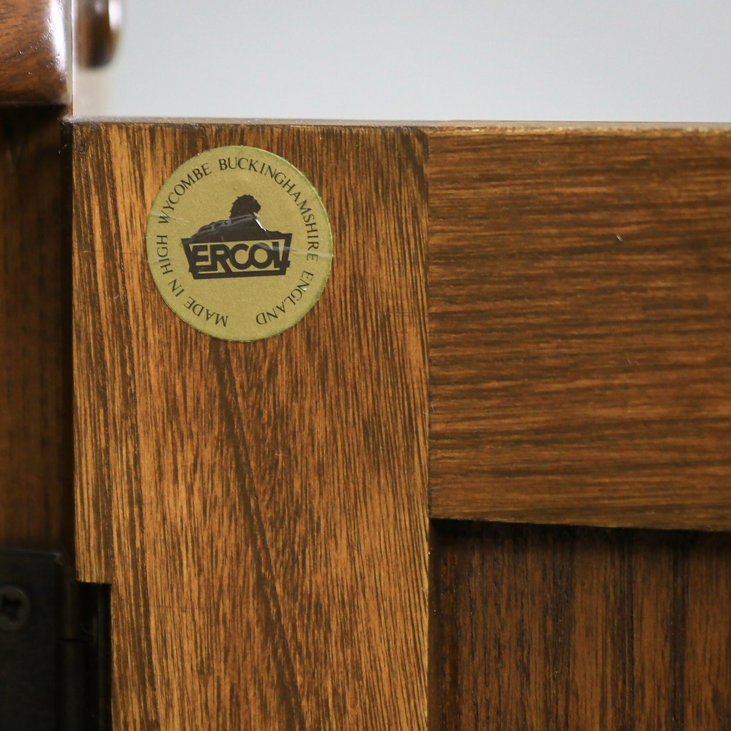 Ercol Corner Unit Model 474 Old Colonial in Golden Dawn