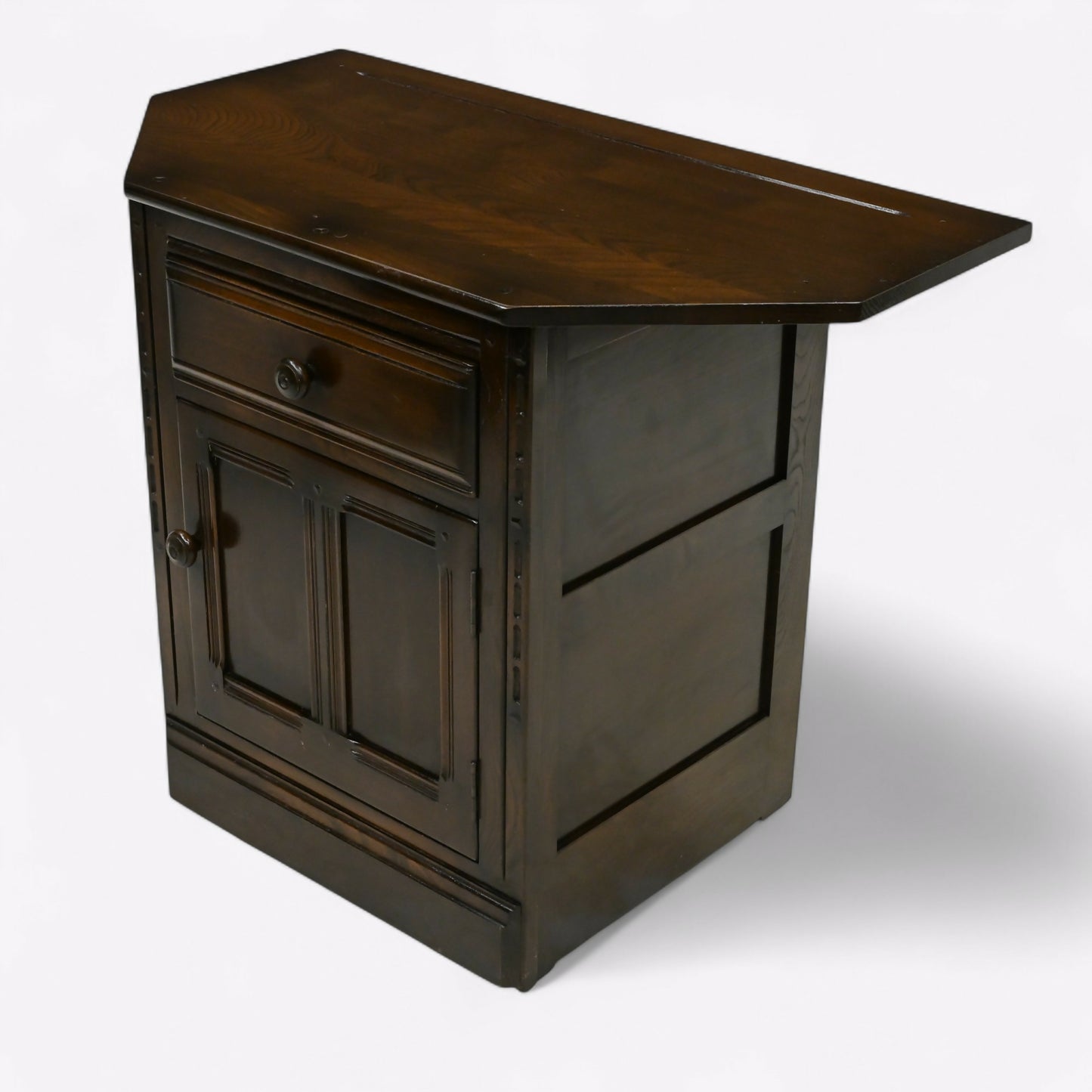 Ercol Corner Base Unit/Cupboard Model Number 590 Dark Finish FREE UK Delivery. SBR10408/0105E