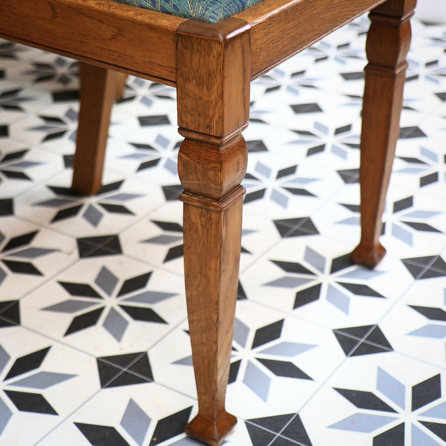 Arts and Crafts Dining Table and Liberty Chairs in Solid Oak with Liberty Fabric