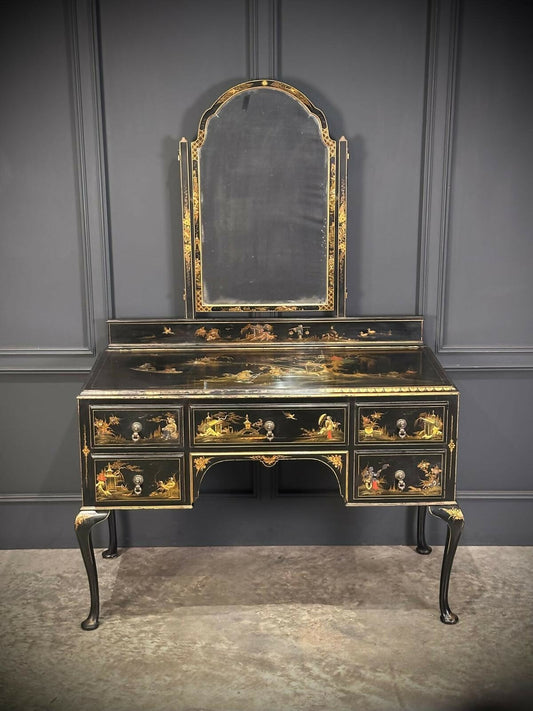 Black and Gold Chinoiserie Lacquered Dressing Table
