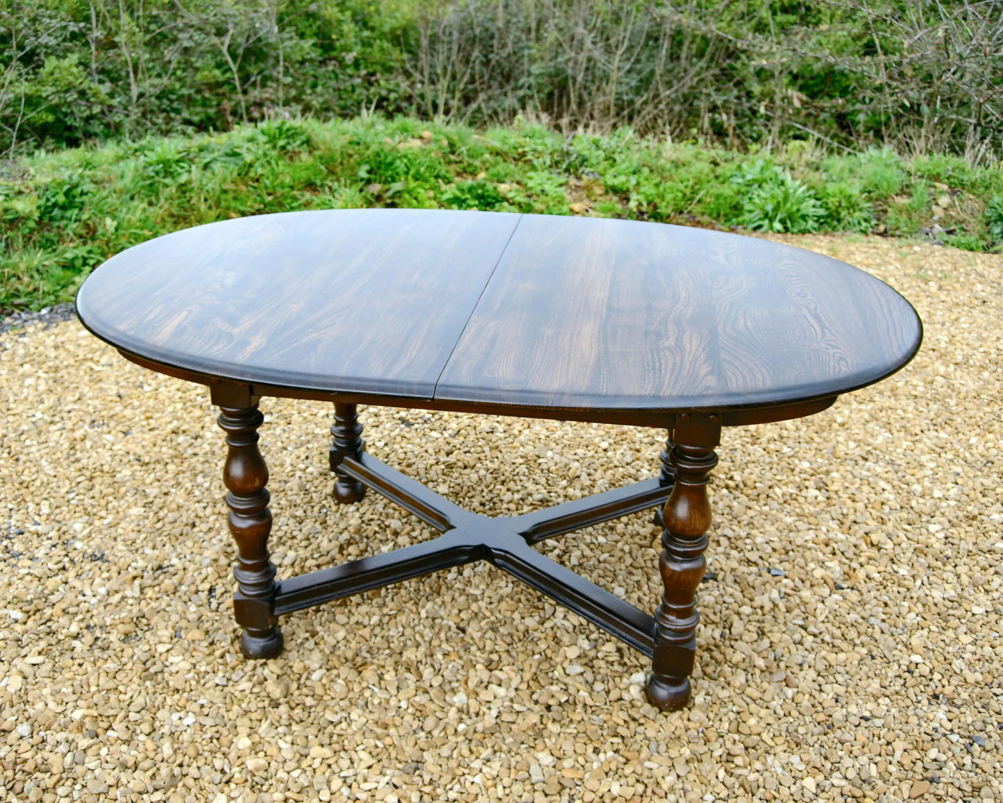 Ercol Old Colonial Extending Dining Table - Model 705 - 7 FT - Elm