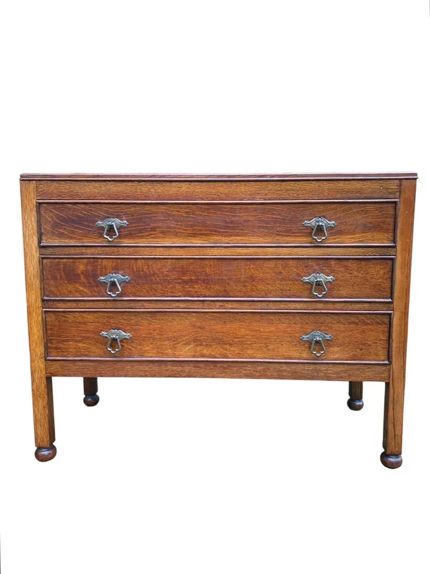 Art Deco period Oak chest of drawers.