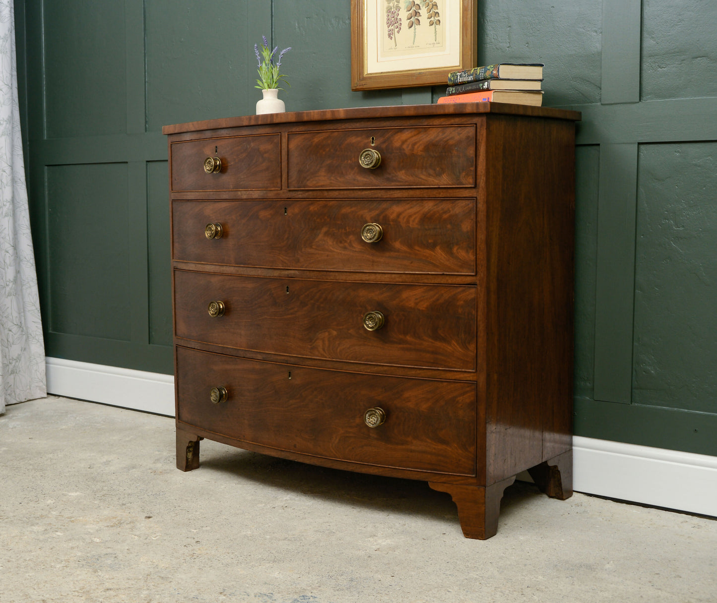 Georgian Mahogany Bow Fronted Chest of Drawers - 2 Over 3