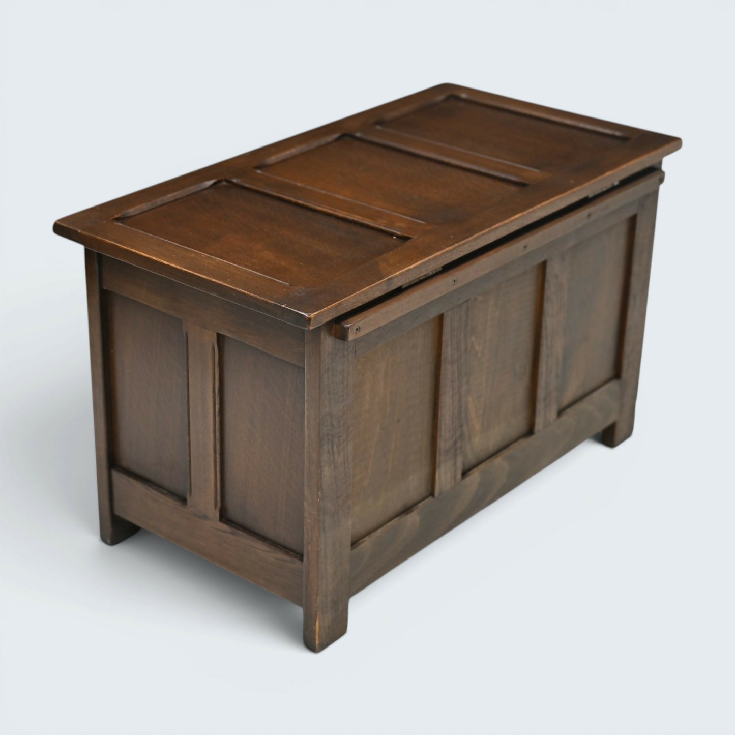 Oak Blanket Box / Coffee Table Carved Front Traditional Finish FREE UK Delivery