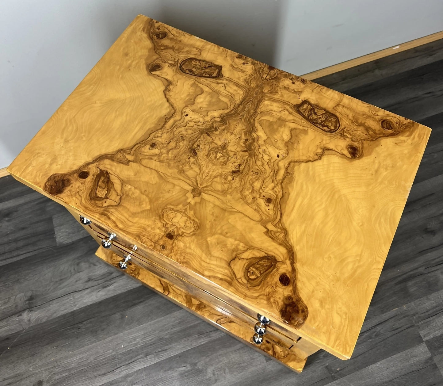 Vintage French Art Deco Burr Bedside Tables Pair | 3 Drawer Nightstands | French Design | Nickel Knobs | Elegant Veneer Finish | Lot 4233