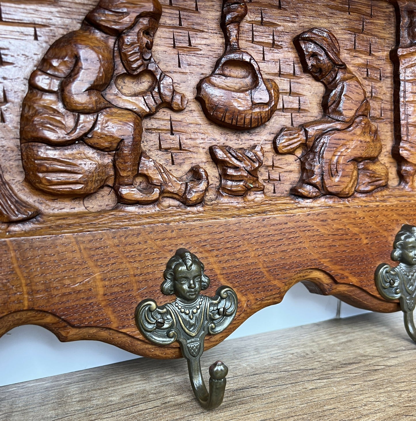 Coat Rack Vintage French Carved Oak Wall Mounted 6 Hooks Rack Hanger LOT 6205