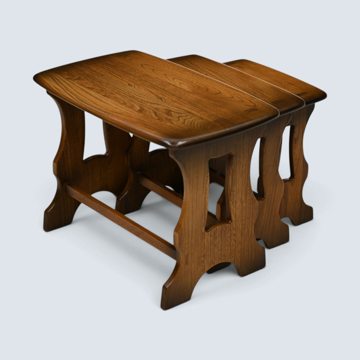 Ercol Nest Of Tables Golden Dawn Finish Vintage Ercol's Badge Elm FREE Delivery*