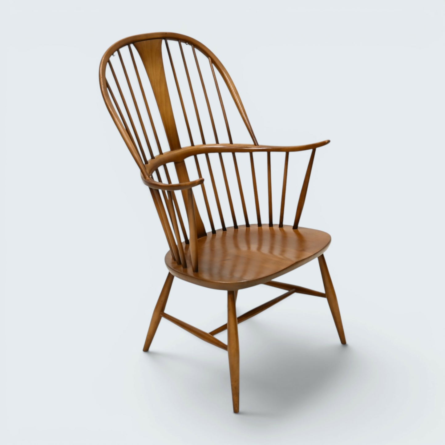 Ercol Chairmakers Chair Windsor Bow Back Golden Dawn Model 472 FREE UK Delivery